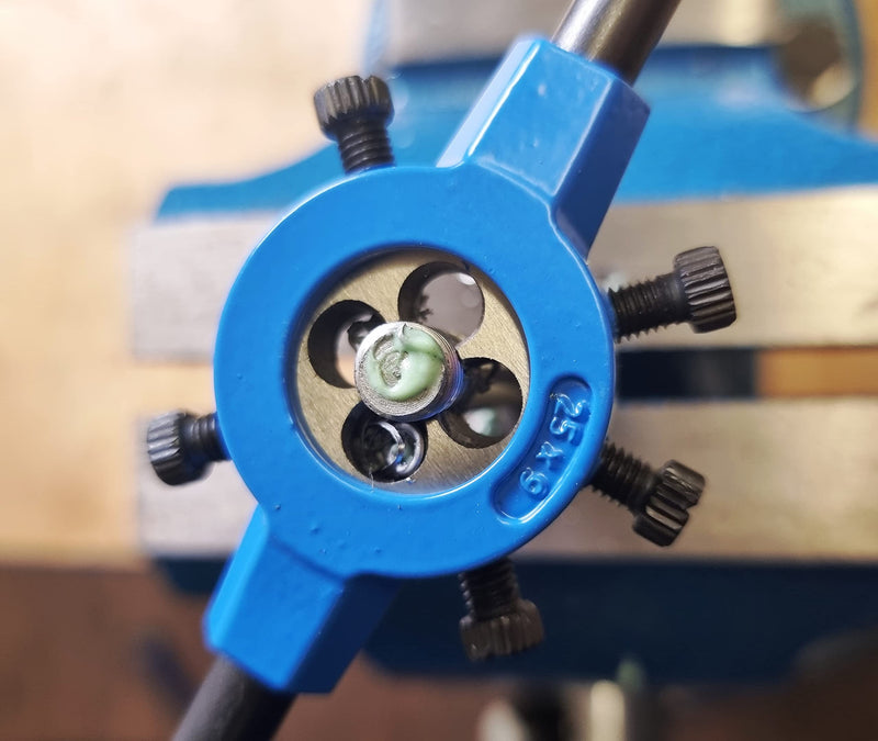 'Professional Threading Die DIN 223 UNC 1/4 Tripod Socket