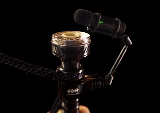 [AUSTRALIA] - InTune Mic - Wireless Clip-on Instrument Microphone for Smartphones, Compatible with iOS & Android, Tuner Apps, Lightweight and Portable (USB-C) USB-C 