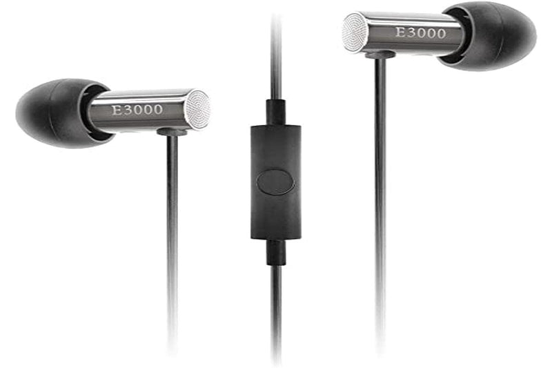 Final FI-E3DSSC in Ear Isolating Earphones with Smartphone Controls and Microphone - Chrome/Black with mic