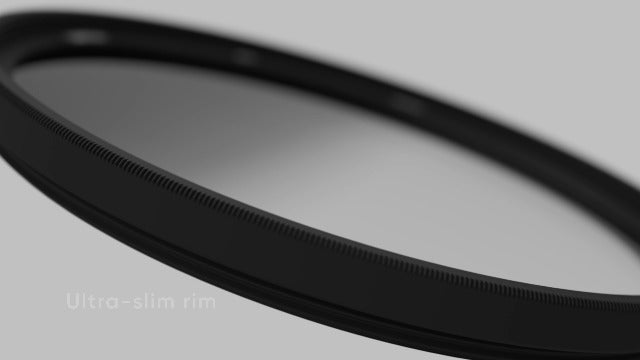 Urth 37mm Soft Graduated ND8 Lens Filter (Plus)