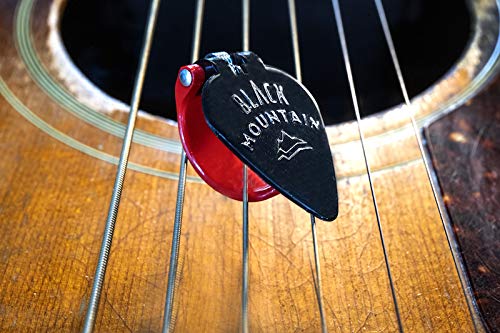 Black Mountain Heavy Gauge Thumb Picks for Acoustic Guitar, Electric Guitar, Ukulele, Banjo, and More - Spring Loaded Universal Fit for Medium to XL Thumbs - Premium Finger Picks 3 Pack Right Handed