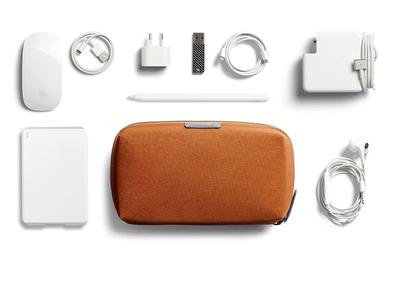 Bellroy Tech Kit (Tech Accessories Organizer Pouch, Zipper Closure Design, Stores Power Bank, Phone Charger, Cables & More, Internal) Bronze