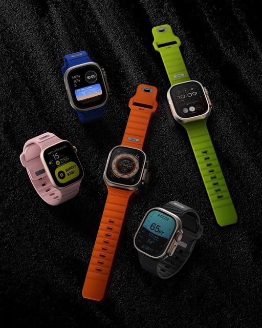 UNIQ STRIDE FKM RUBBER WATCH STRAP compatible with Apple Watch 41MM ICEPLANT GREEN