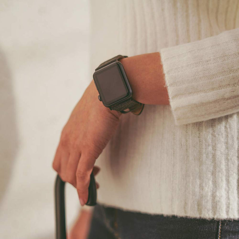 SLG D+ Wax Canvas Strap for Apple Watch Khaki