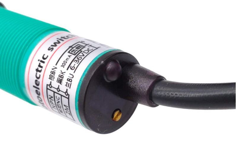 Reflector Photoelectric Sensor 6-36 Volt DC NPN NC, Diameter 18 mm Light Barrier with Mirror IR Photoelectric Sensor up to 2 Metres (Reflection Light Barrier, 2 Metres, Diameter 18 mm, NPN NC)