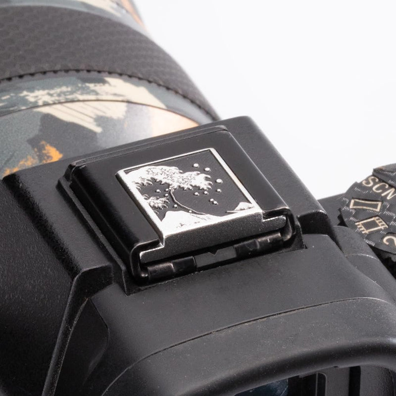 [AUSTRALIA] - Kanagawa Wave Pattern Camera Metal Hot Shoe Cover for Sony A1 A7C A7CR A7CII A7R A7M2 A7M3 A6700 A6600 A6500 A6400 A6300 (Aluminum Alloy-for Sony) Aluminum Alloy-For sony 