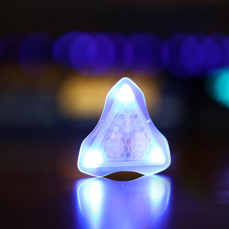 Auto Glowing LED Guitar Pick, Non-slip honeycomb touch, 3 Thickness Options for Electric Guitar,Bass Guitar Picks,White Light, XL size