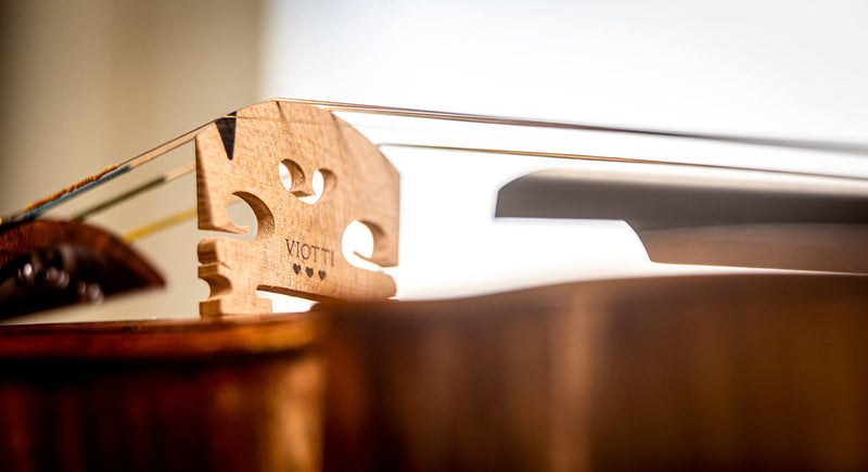 Viotti Violin Bridge 4/4: Finer Grade Solid Maple Violin Bridge, Pre-Cut & Pre-Fitted to Fit Most 4/4 Violins, Crafted by Highly Skilled Experts for Sharper Sound, Volume, Beauty & Clarity