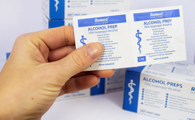 Medi-Inn Alcohol Swabs Set 30 x 65 mm Set of 2 (2 x 100 Pieces)