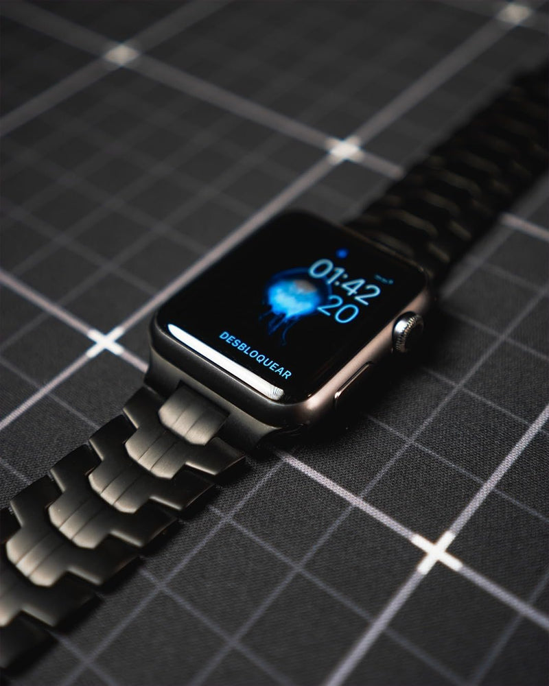 Magnetic Titanium Band for Apple Watch Ultra 2 & Ultra 49mm/ Series 10 46mm/ Series 9/8/7 45mm /SE 44mm, Premium Adjustable Titanium Watch Band with Scratch-Resistant Coating