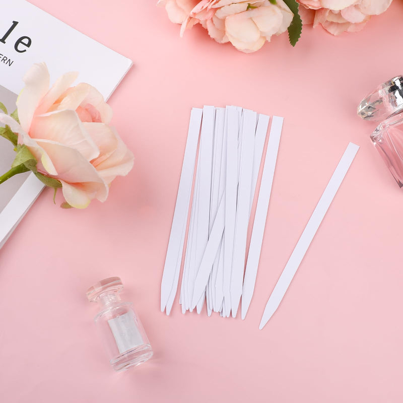 cobee Pack of 100 Perfume Test Strips, Fragrance Tester Strips, Disposable Perfume Test Strips, Perfume Tester Strips for Perfume, Fragrances, Fragrances, Essential Oils, Aromatherapy (Pointed Tip) Pointed tip