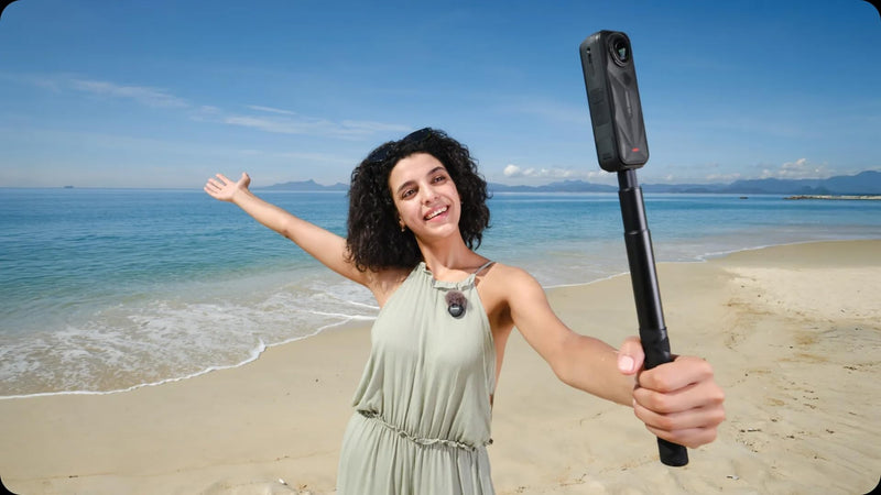 Insta360 Mic Air,Ultralight 7.9g Transmitter, as Compact as a Coin, 48kHz Audio with Built-in Noise Reduction, 10-Hour Battery Life, 300m Range, X5/X4/ACE PRO 2, Flow/Flow 2/Flow 2 PRO((1 TX + 1 RX) 1 TX + 1 RX