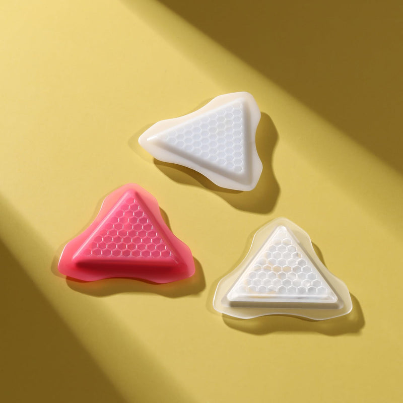 Auto Glowing LED Guitar Pick, Non-slip honeycomb touch, 3 Thickness Options for Electric Guitar,Bass Guitar Picks,White Light, XL size