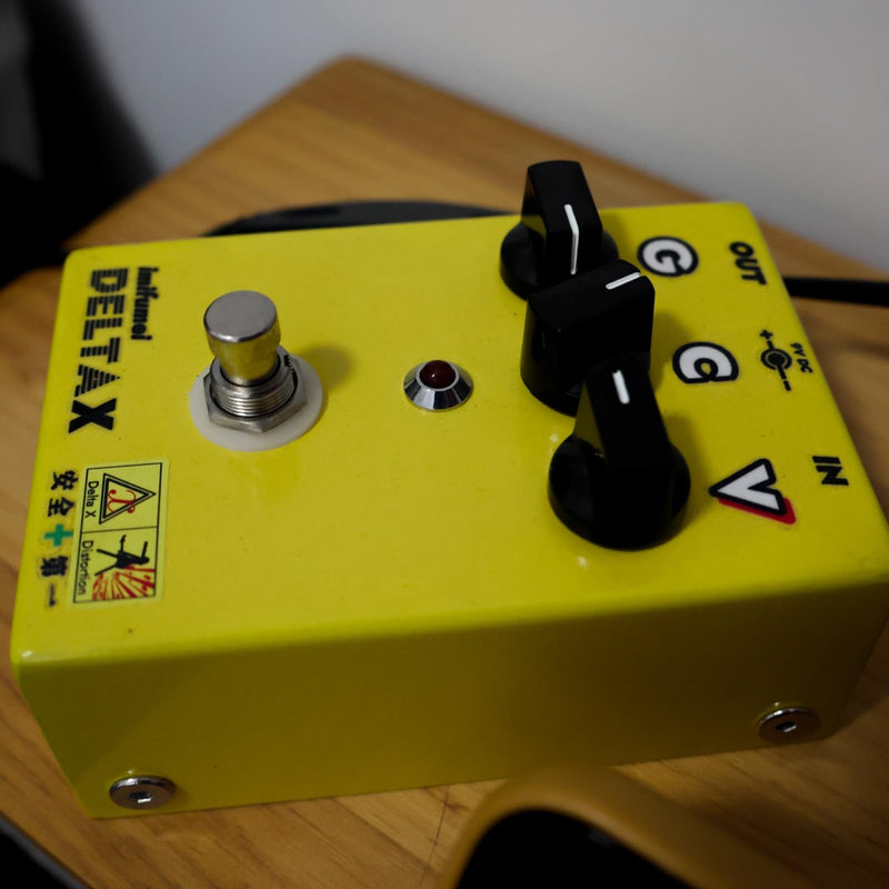 [AUSTRALIA] - Hand-made distortion Guitar Pedal Distortion+ PEDAL True Bypass, DC 9V, Pedal for Electric Guitar yellow 