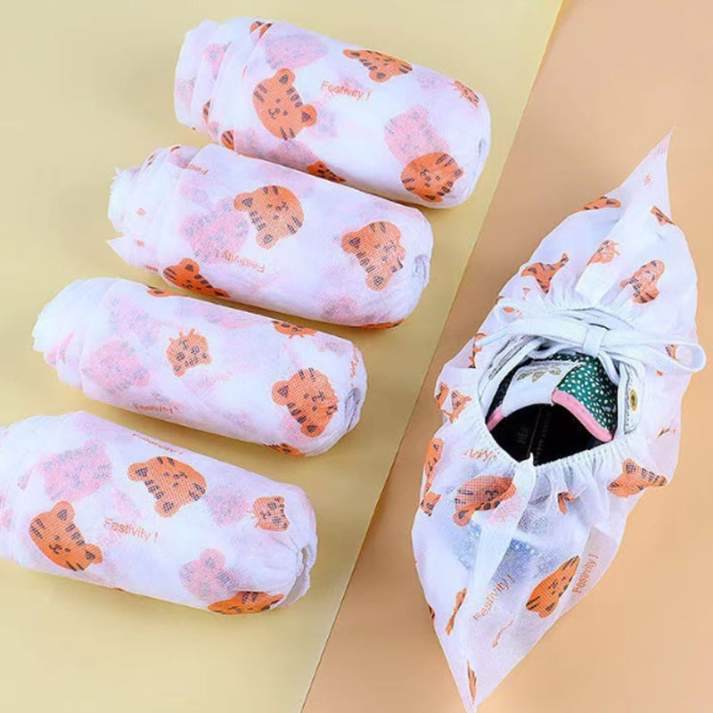 Pack of 50 Shoe Covers, Disposable Cartoon Disposable Print, Overshoes with Waterproof Sole, Reusable Covers, Extra Strong, Shoe Protection Cover, Non-Slip, 14.5 x 40 cm