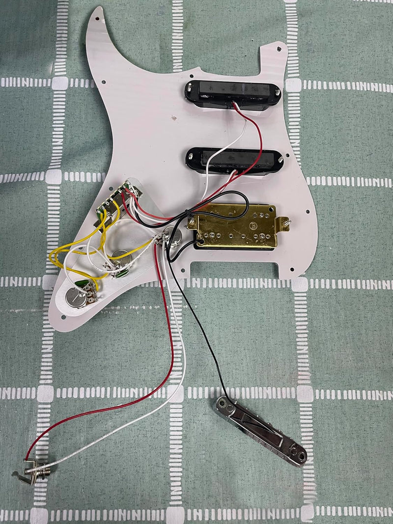 Humbucker Electric Guitar Pickguard Pickup with Singlecut Wiring Loaded Prewired Pickguard SSH Guitar Pickguard Swith Control Scratchplate Assembly for Fender Strat Guitar (Right Hand-Black-Black) Right Hand-Black-Black