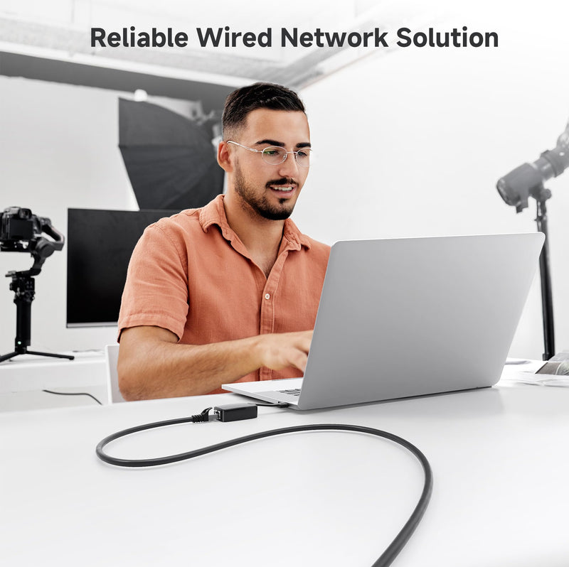 Cable Matters 10Gbps Snagless Short Cat 6 Ethernet Cable 7 ft (Cat 6 Cable, Cat6 Cable, Internet Cable, Network Cable) in Black