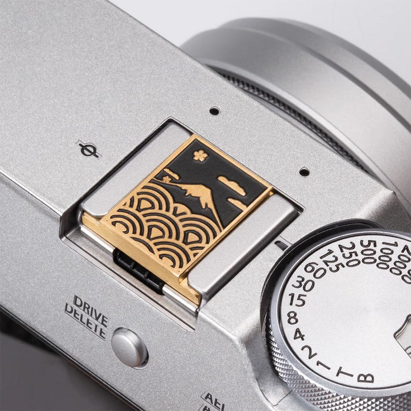 [AUSTRALIA] - Wave Pattern Camera hot Shoe Cover Camera Shutter Button for Fujifilm X-T50 X-S20 X-S10 X-T4 XT30 for Nikon Z6iii Z7 Z30 Z50 ZF (Brass YH Cover) Brass YH Cover 