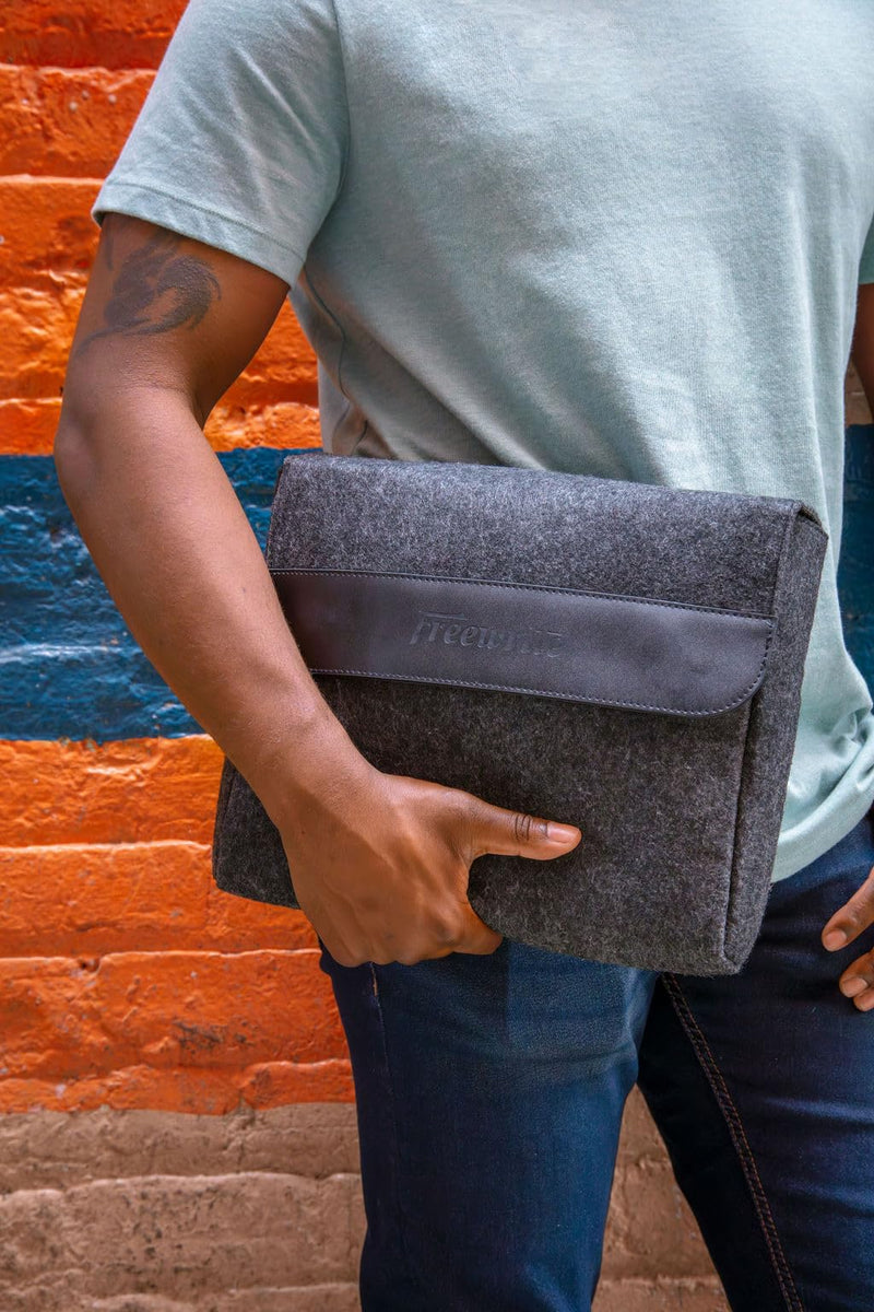 Freewrite Sleeve for Freewrite Smart Typewriter, Protective Felt & Leather Sleeve with Soft, Non Scratch Lining