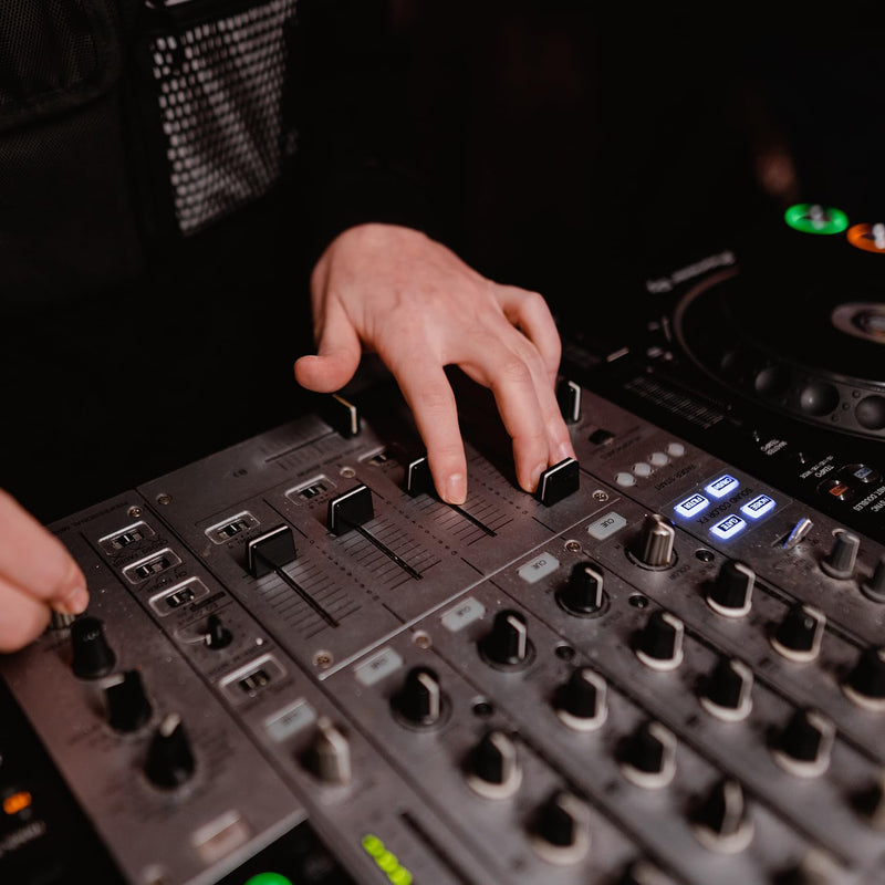 10pcs Fader Caps, Fader Caps Mixer Slider Fader Knobs for Pioneer DJM350, 400, 500, 700, 750, 800, 850, 900NEXUS, 900SRT, 900NXS2, 2000, 2000nexus Easy to Install (Black)