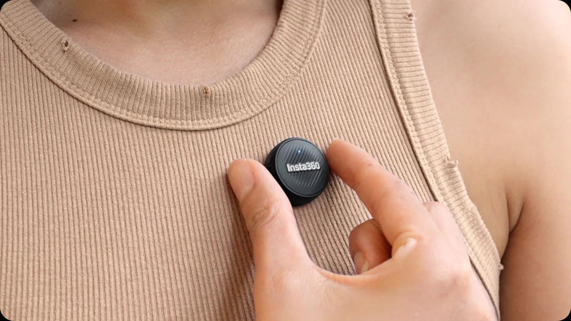 Insta360 Mic Air,Ultralight 7.9g Transmitter, as Compact as a Coin, 48kHz Audio with Built-in Noise Reduction, 10-Hour Battery Life, 300m Range, X5/X4/ACE PRO 2, Flow/Flow 2/Flow 2 PRO((1 TX + 1 RX) 1 TX + 1 RX