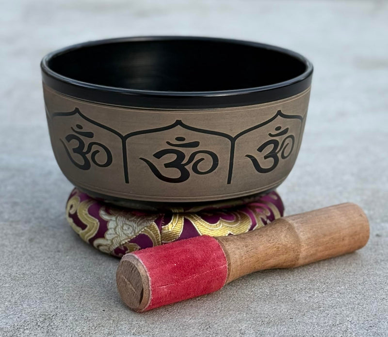 DharmaObjects® Yoga Meditation 6 Inches Ganesh/OM Peace Singing Bowl/Cushion/Rosewood Mallet Gift Set OM