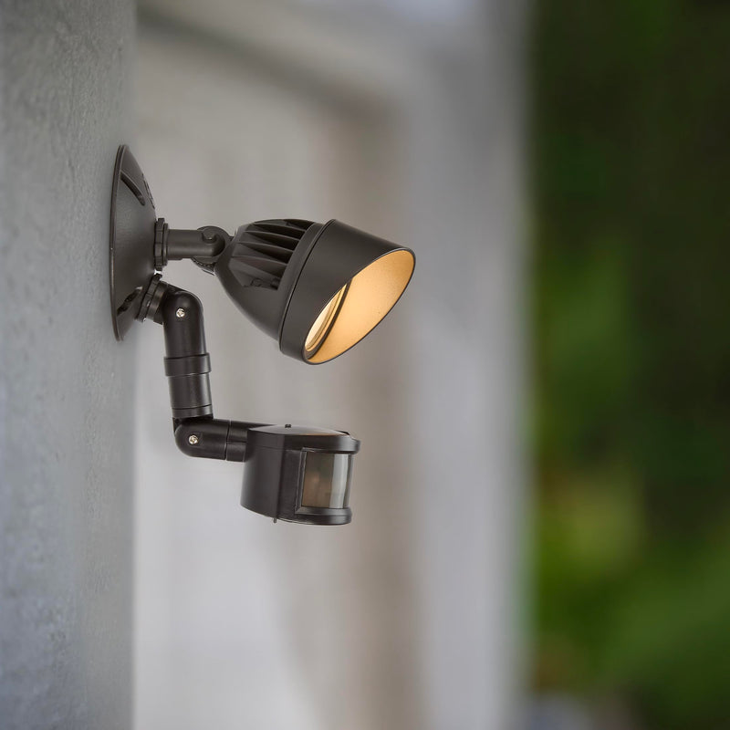 [AUSTRALIA] - Maxxima LED Outdoor Flood Wall Light, Exterior Security Light with Adjustable Head, 800 Lumens, Featuring Motion Sensor and Dusk to Dawn Sensor, 3000K Warm White, Brown Fixture 