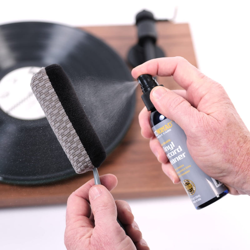 [AUSTRALIA] - MusicNomad Next Level Vinyl Record Cleaning & Care Kit - 6 'n 1 Includes Large 120ml Cleaner Solution, Clean/Dry/Dust Brush, Stylus Cleaner Brush, Premium Pad Cleaner & Storage Box (MN890) 