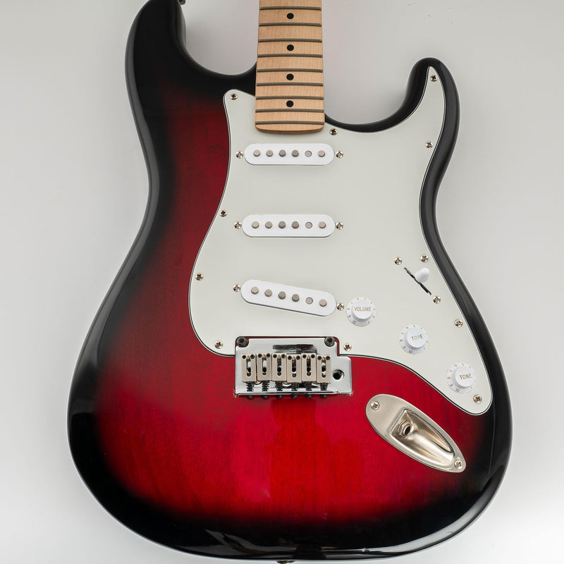 [AUSTRALIA] - Musiclily SSS 11 Hole Strat Pickguard ST Pick Guard Scratch Plate for Fender USA/Mexican Standard Stratocaster Modern Style Electric Guitar, 3Ply Aged White 3ply Parchment 