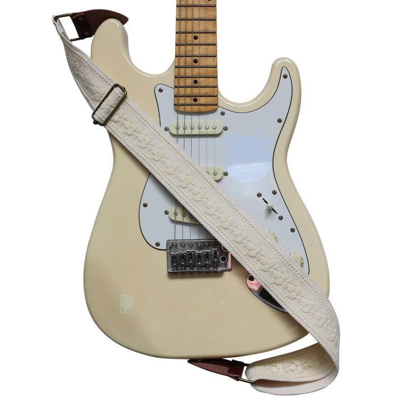 MUSIC FIRST Original Design, 2 inch width (5cm), Cream Lace Electric Guitar Strap Bass Strap With Genuine Leather Strap End (The Leather Made In Italy) (Cream Lace)