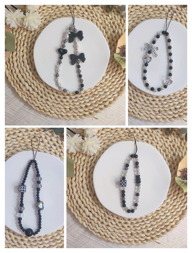 4 Pieces Cute Phone Charms Beaded Phone Strap Aesthetic Y2K Cell Phone Keychain Cute Bear Butterfly Heart Cool Phone Charm for Phone Bag Keychain Airpods Camera Pendants Decor Black Style