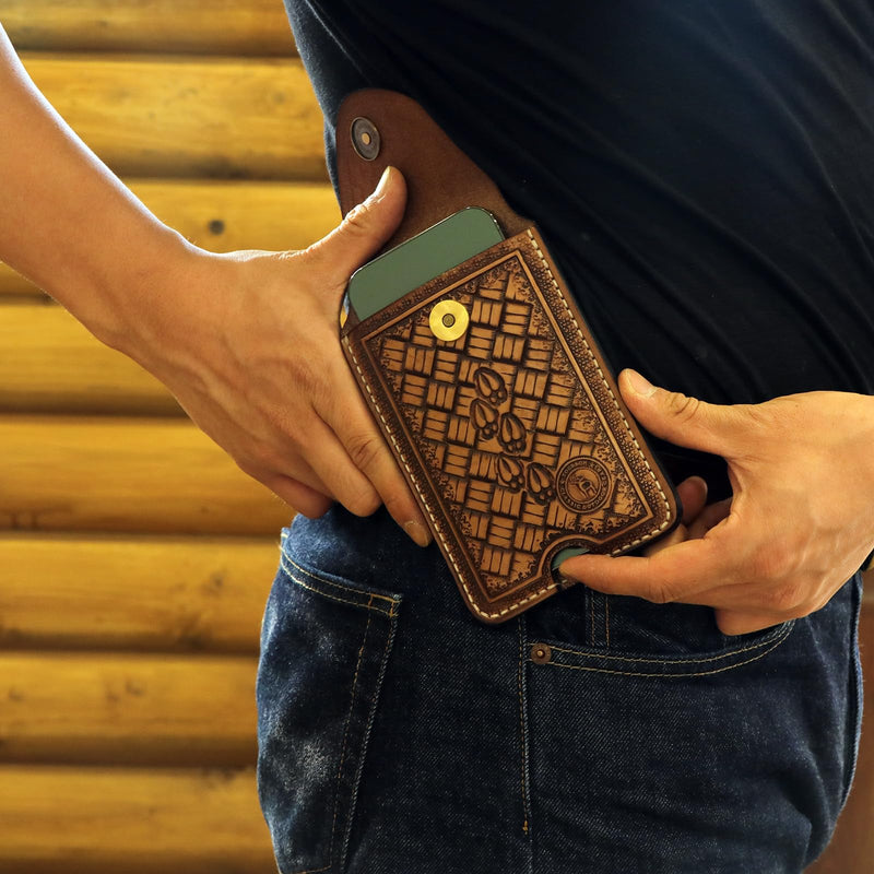 Leather Cell Phone Belt Holster EDC Case Fit for iPhone 17 16 15pro,Pixel | Angled, Horizontal, Vertical Carry,Bottom Push-Hole, Charge Port, Fits Iphone 12–17 Pro, Pixel 10a/10 Pro, Samsung S23/S24