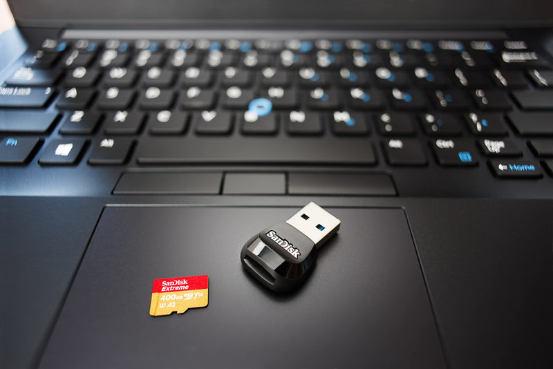 SanDisk MobileMate USB 3.0 microSD Card Reader- SDDR-B531-GN6NN Card Only