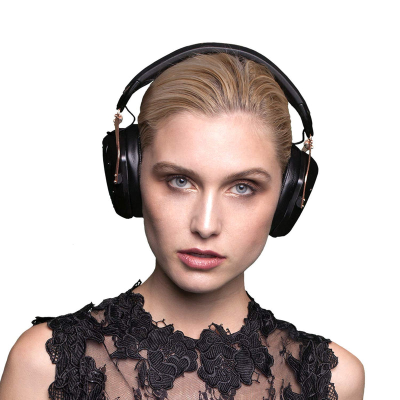 V-MODA Speakeasy DAC/AMP 3-Button Lightning Cable - Grey & XL Black Memory Cushions Lightning Cable + Memory Cushions