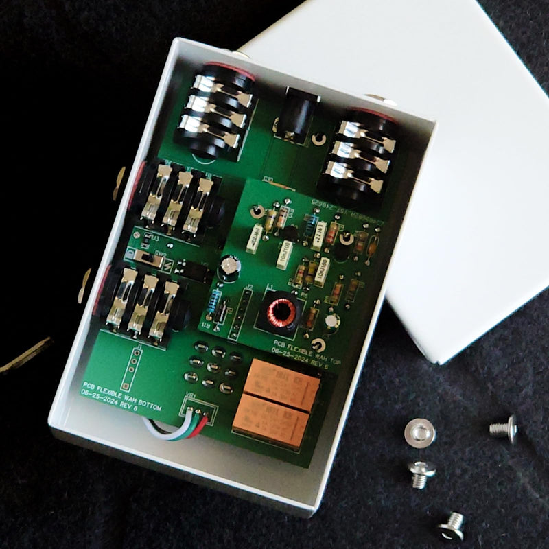 Hand-made Wah Pedal, multi-function wah pedal with EXP/FS Jack, True Bypass, DC 9V, Pedal for Electric Guitar White