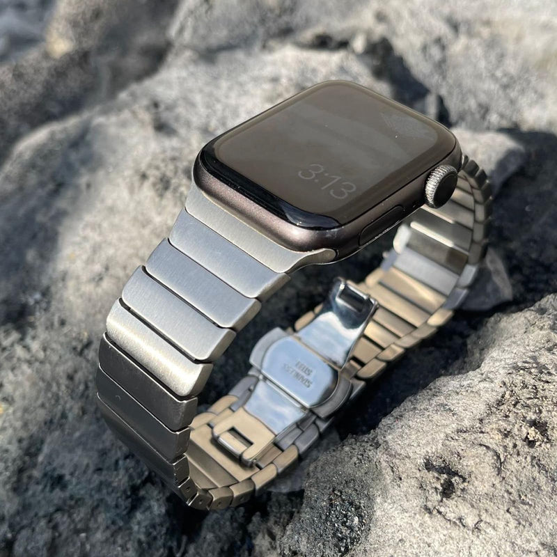Compatible for Apple Watch Metal Bands, Silver 38mm 40mm 41mm iWatch Strap Ultra10 9 8 7 6 5 4 3 2 1 SE,Simple and Stylish Smartwatch Wristband Women Men