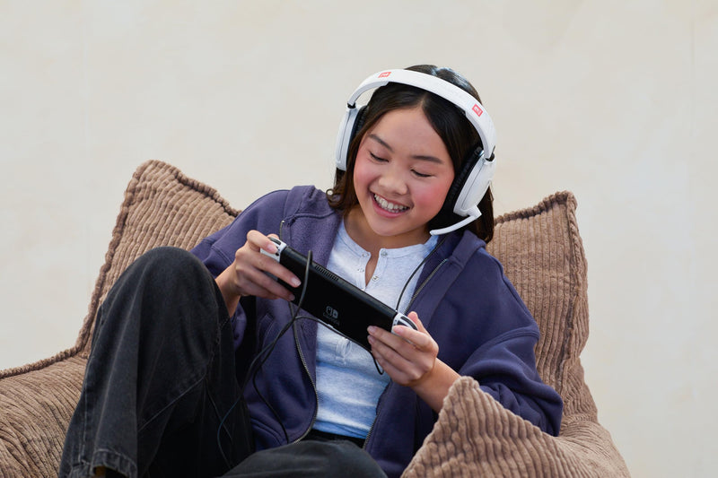 Turtle Beach Recon 70 Wired Gaming Headset - Licensed for Nintendo Switch 2, Nintendo Switch/Lite/OLED, Flip-to-Mute Mic, Adjustable, Lightweight headphones, On-Ear Controls, 40mm Drivers, Black/White White - Nintendo Switch