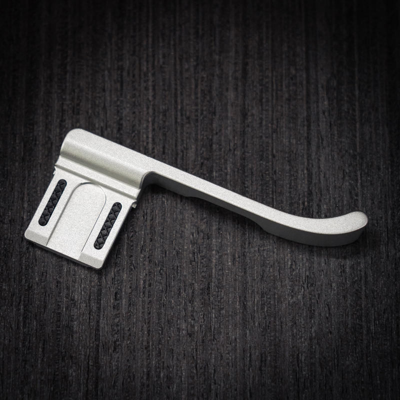 Iborrys Thumb Up Grip ， Compatible with Fujifilm Fuji X-E5 XE5 Camera, Hot Shoe Thumb Rest Support Grip ，Original all-aluminum retro diamond engraving technology | Improves shooting stability (Silver) Silver