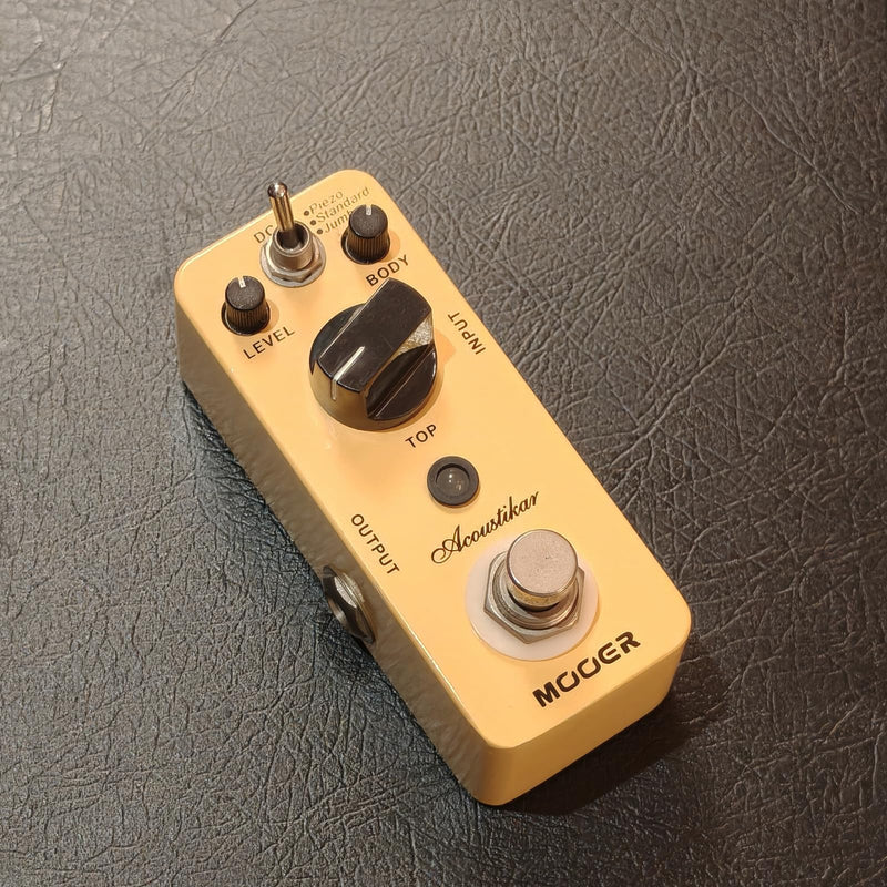 MOOER Acoustikar Acoustic Guitar Pedal Simulator Pedal, 3 Modes Piezo/Standard/Jumbo, Nature and Smooth Acoustic Guitar Sound