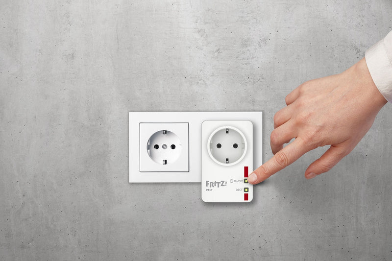 AVM FRITZ! DECT 200 - Intelligent socket for the home network, German-language version Single