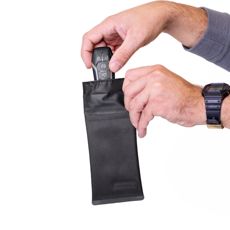 Faraday Key Fob Jacket® - RFID Shield | Anti-Theft Protection | Water Resist | Magnetic Close 2