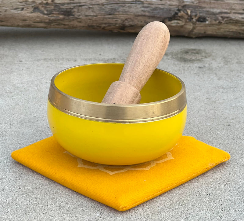 [AUSTRALIA] - DharmaObjects Tibetan Solar Plexus Chakra Premium Palm Size Singing Bowl Gift Box Set Yellow 