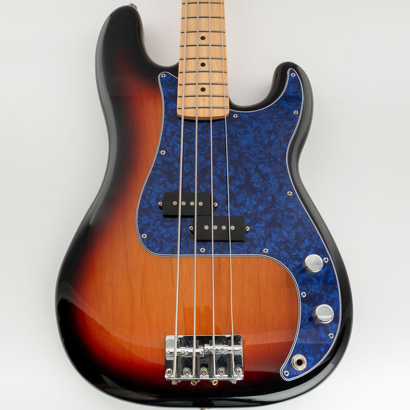 Musiclily 13 Holes P Bass Pickguard Sratch Plate Pick Guards for PB Precision Bass Guitar,4Ply Pearl Blue