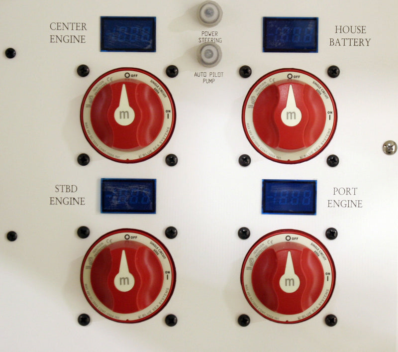 [AUSTRALIA] - Blue Sea Systems On/Off Battery Isolator Switch With Locking Key, Red, 6006 m‑Series One size On-Off w/Knob 