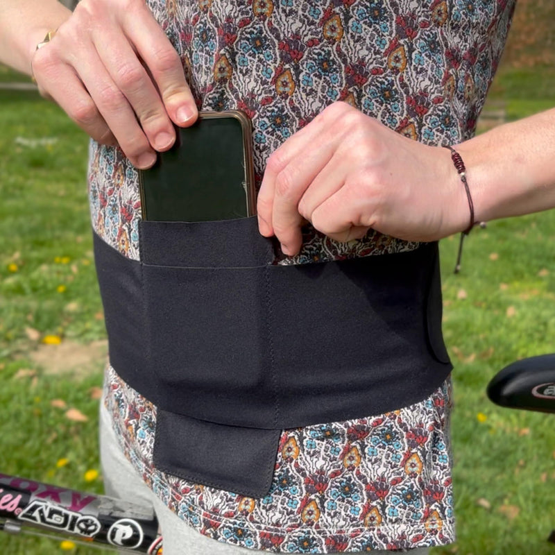 [AUSTRALIA] - URSA Mic Belt: Soft, Slim & Stretchy Microphone Transmitter/Receiver and Mobile Phone Belt for Musicians, Sound Mixers, Live Sound and Fitness Instructors; Breathable, Skin-Safe, Universal Size 