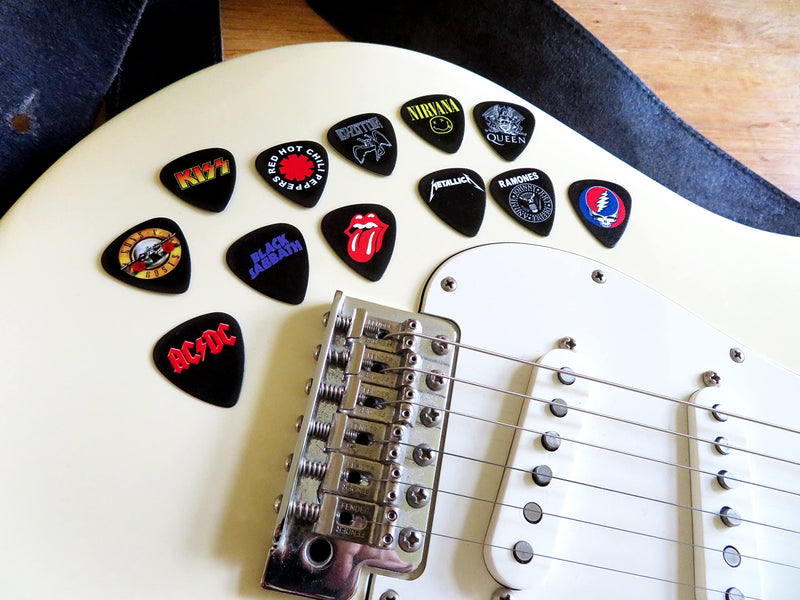 12 x Classic Albums Guitar Pick Set. Guitar Plectrums For Every Guitarist. Double Sided Printing. Picks Sized 0.46, 0.71, 0.81, 0.88, 0.96 And 1.2 mm Included (black) Set 3