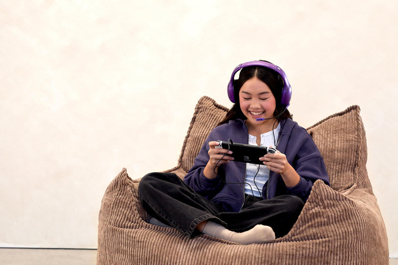 [AUSTRALIA] - Turtle Beach Airlite Fit Wired Gaming Headset: Officially Licensed for Nintendo Switch, Nintendo Switch Lite & OLED Model - Flip-to-Mute Mic, Over-Ear Comfort Cushions, 40mm Speakers - Ghost Purple 