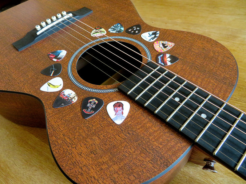 [AUSTRALIA] - 12 x Classic Albums Guitar Pick Set. Guitar Plectrums For Every Guitarist. Double Sided Printing. Picks Sized 0.46, 0.71, 0.81, 0.88, 0.96 And 1.2 mm Included (Set 1) 
