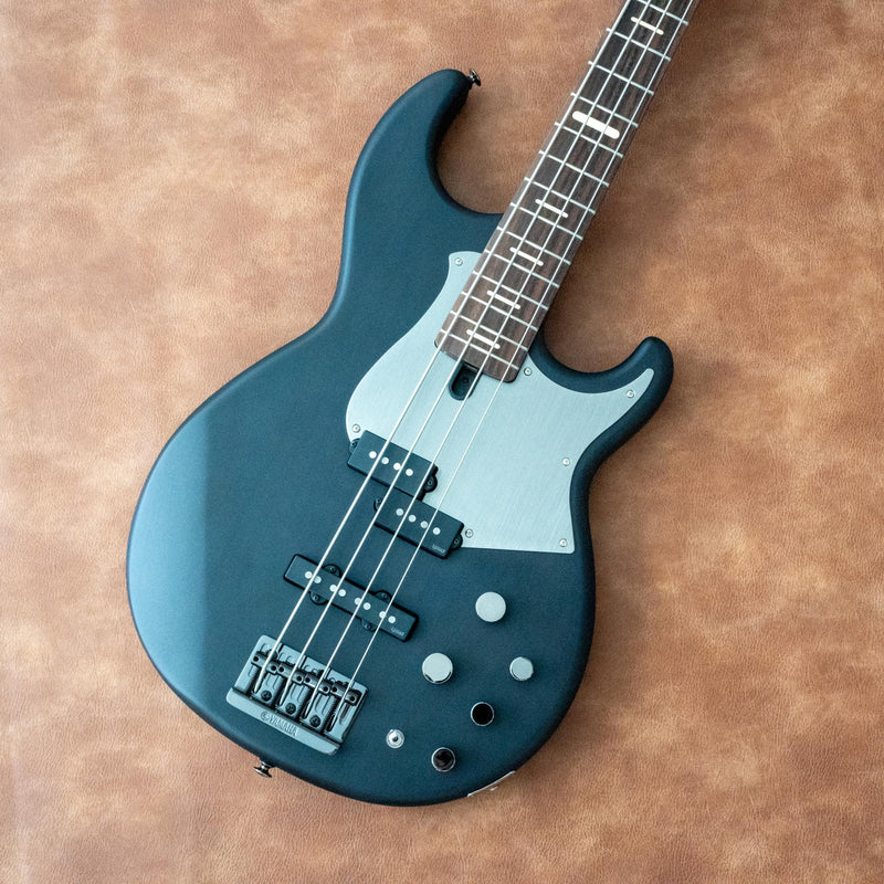 [AUSTRALIA] - Pickguard for Yamaha BB Series Bass Guitars, Gray Chrome Anodized, Compatible with 4 String BB234/434/734A/P34 Models, 1 Unit 