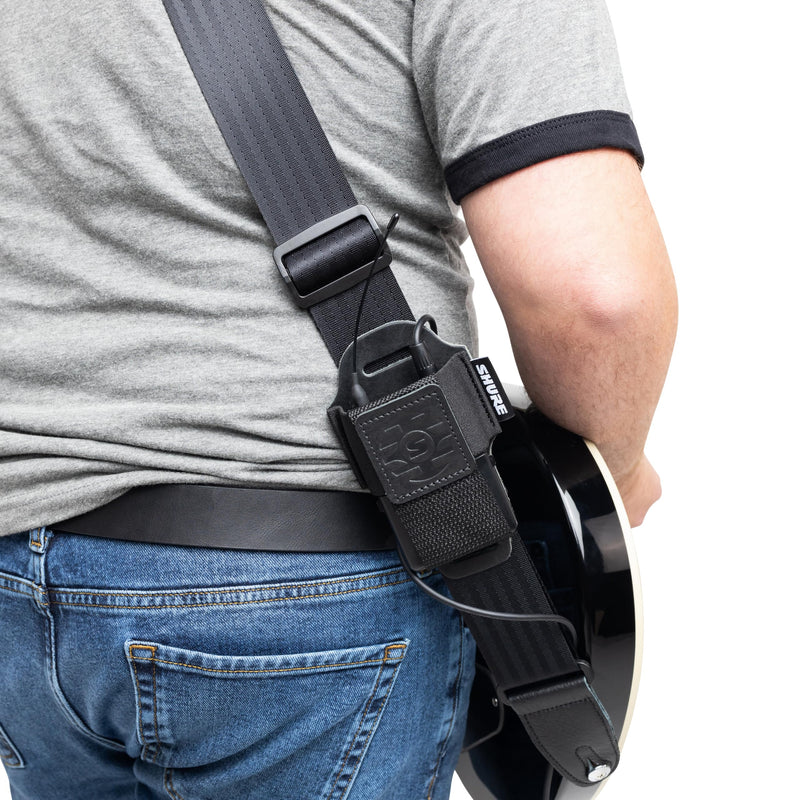 Shure by Gator Premium Black Leather Wireless Bodypack Transmitter Pouch; (SH-BODYPACK-PBK-L)